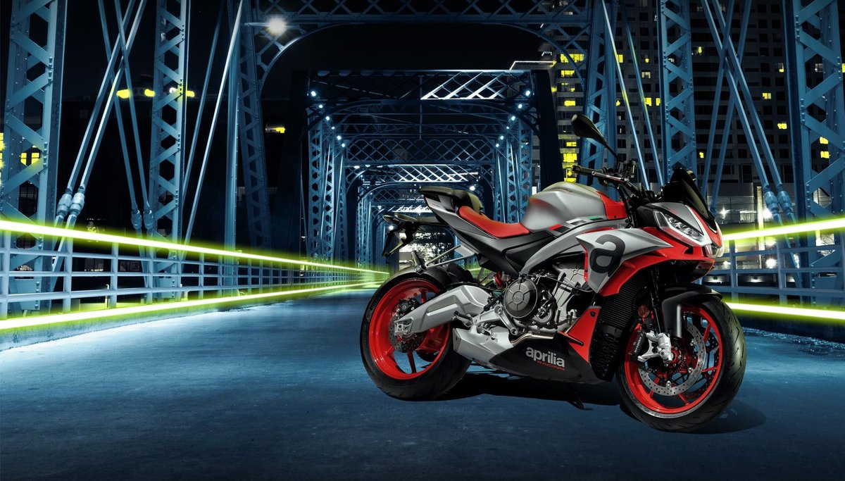 Aprilia Tuono 660