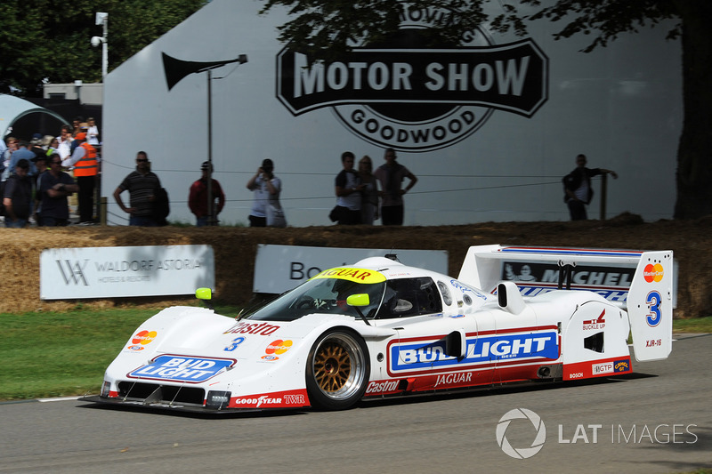 Jaguar XJR-16