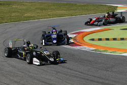 Lando Norris, Carlin Dallara F317 - Volkswagen
