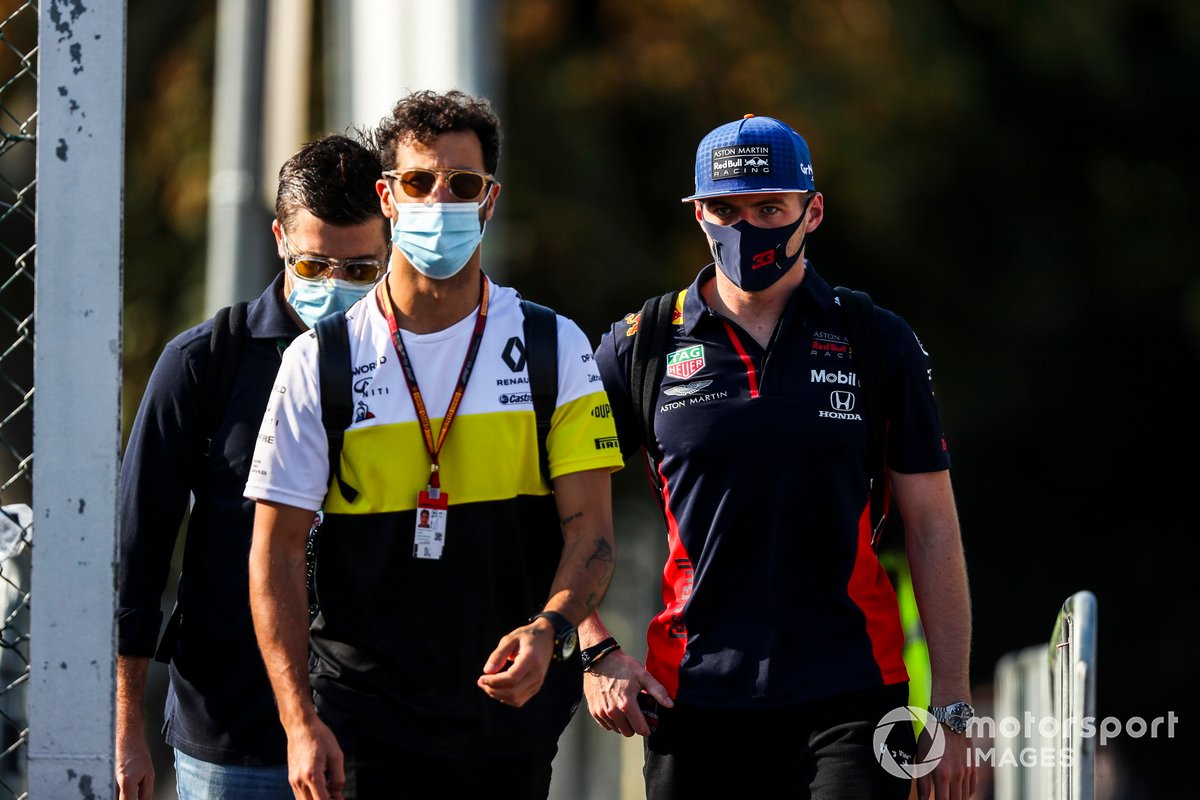 Musim lalu Daniel Ricciardo membela Renault F1 Team