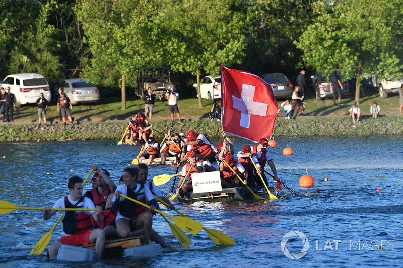 Sauber at the raft race