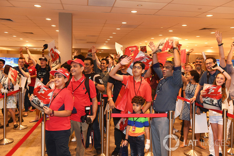 Fans at the autograph session