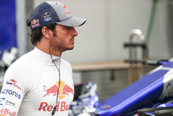 Карлос Сайнс-молодший, Scuderia Toro Rosso