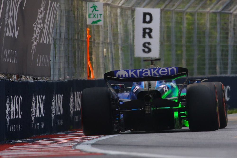 Alex Albon, Williams FW45, durante los entrenamientos para el GP de Canadá de F1.