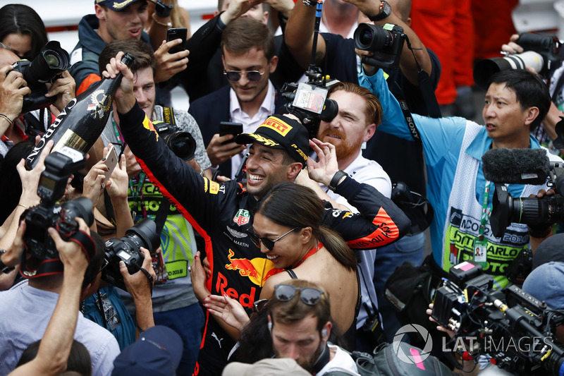 Race winner Daniel Ricciardo, Red Bull Racing