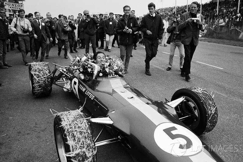 Переможець гонки Джим Кларк, Team Lotus 49