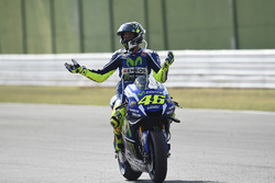 Друге місце Валентино Россі, Yamaha Factory Racing