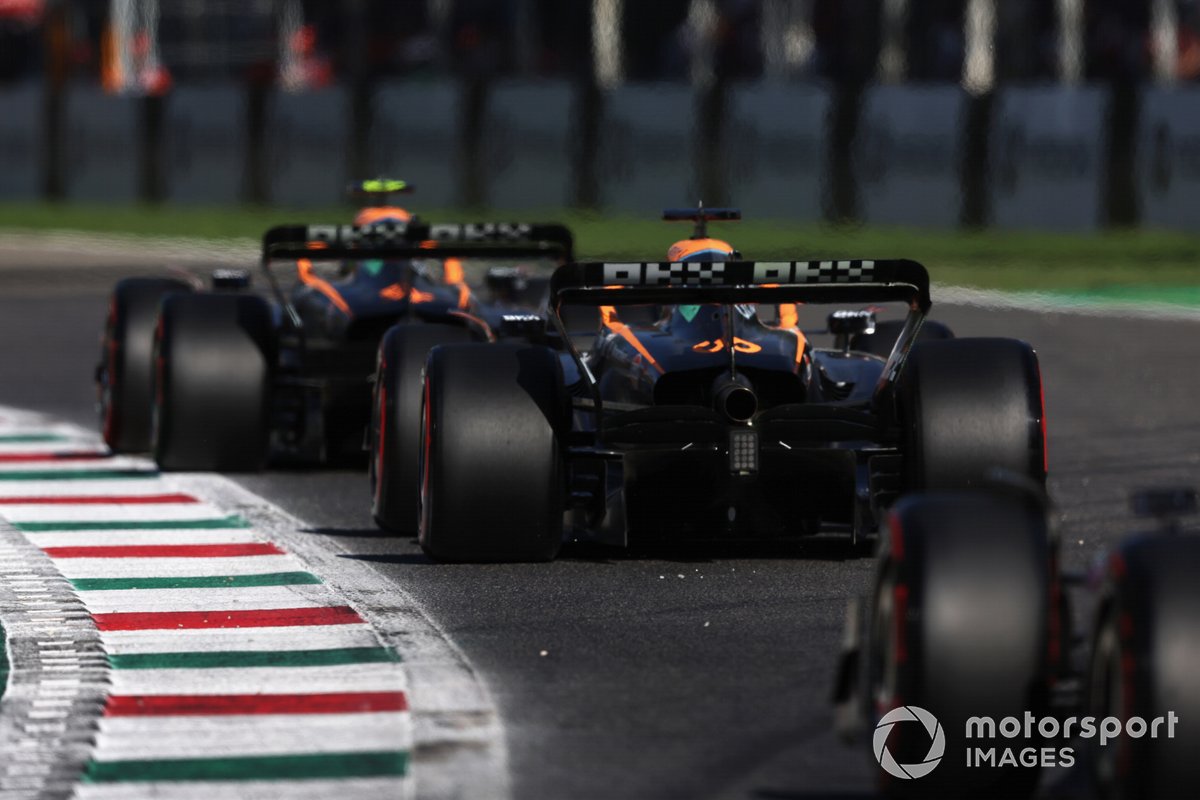 Les McLaren MCL36 de Lando Norris et Daniel Ricciardo à Monza