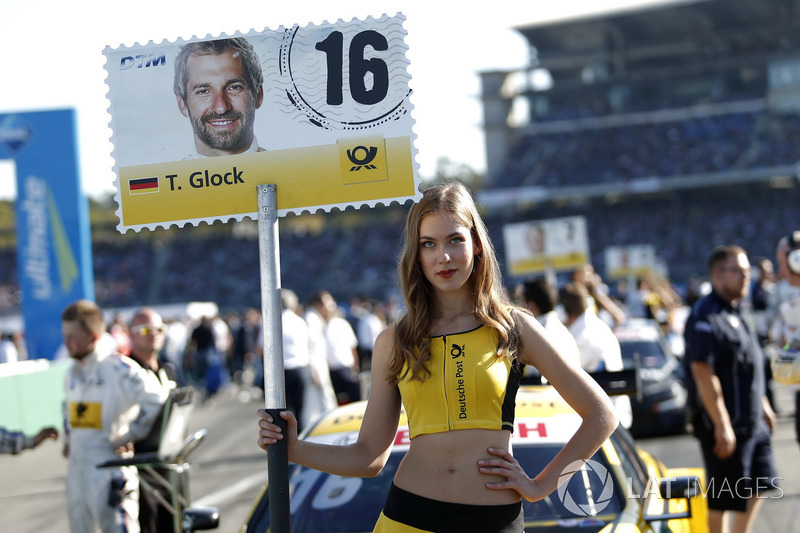 Грид-герл Тимо Глока, BMW Team RMG, BMW M4 DTM