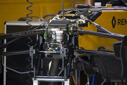Renault Sport F1 Team RS17 ön süspansiyon
