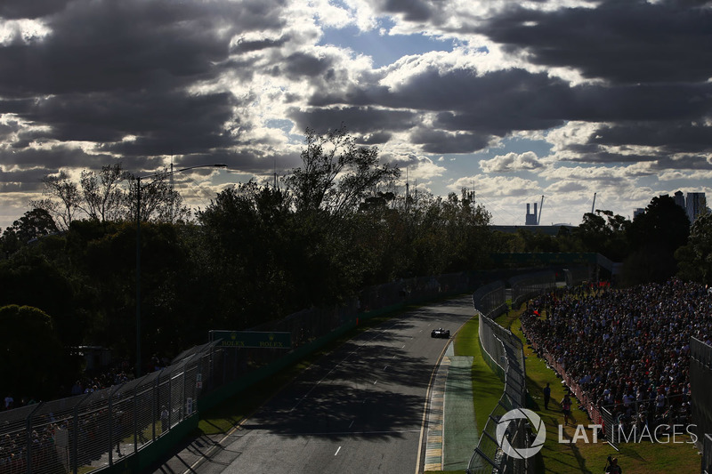Lewis Hamilton, Mercedes AMG F1 W09