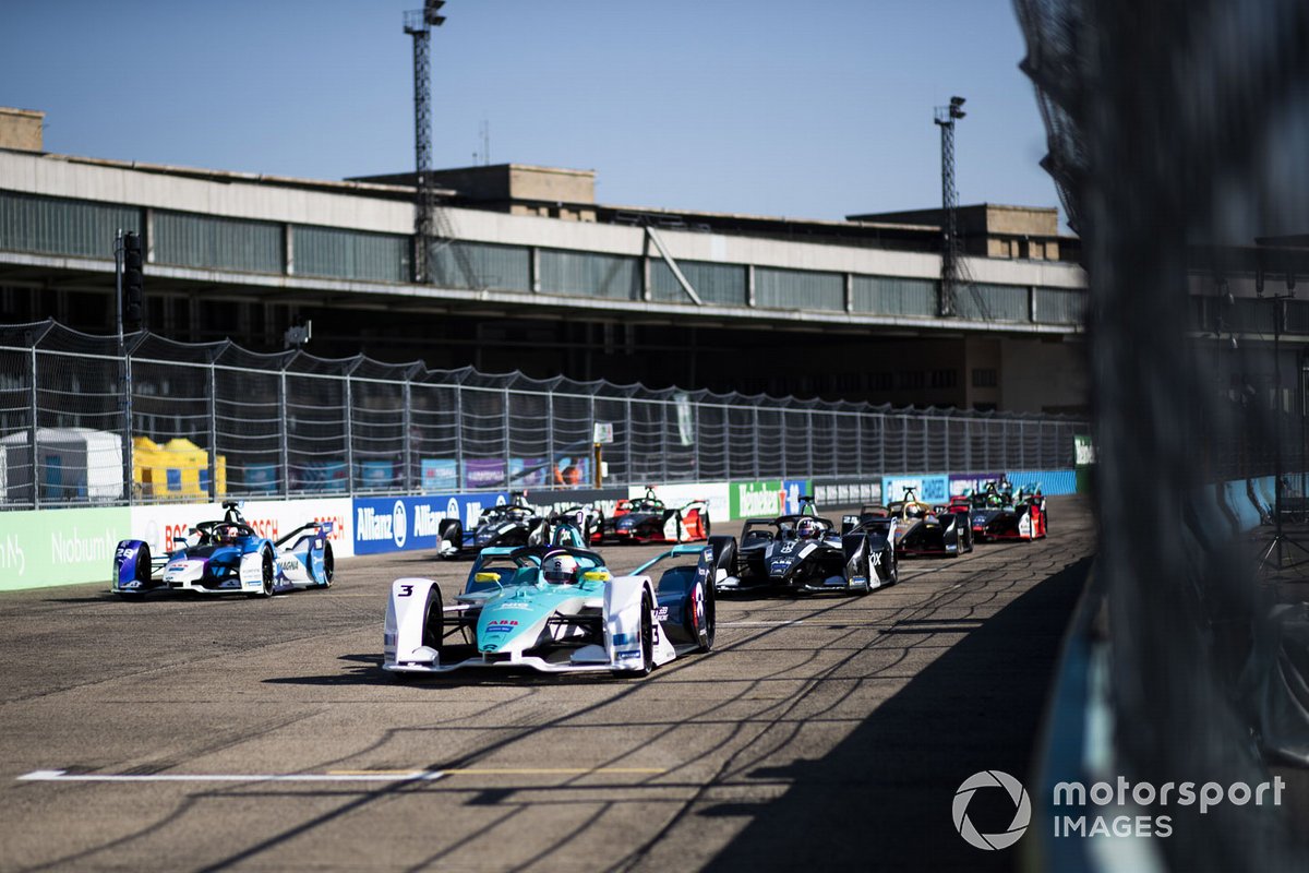 Oliver Turvey, NIO 333, NIO FE-005, s’entraîne au départ