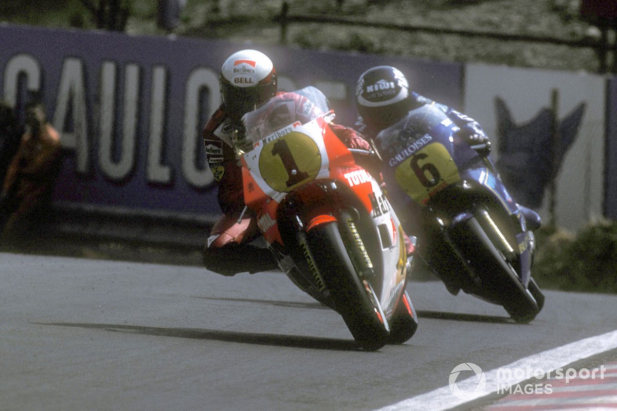 Eddie Lawson, Marlboro Team Agostini, Christian Sarron, Team Gauloises Yamaha