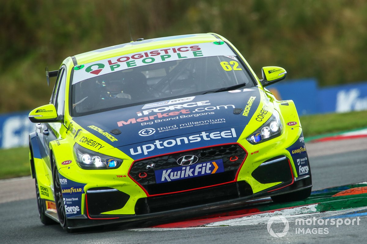 Rick Parfitt Jr., Excelr8 Trade Price Cars Hyundai i30 Fastback N Performance