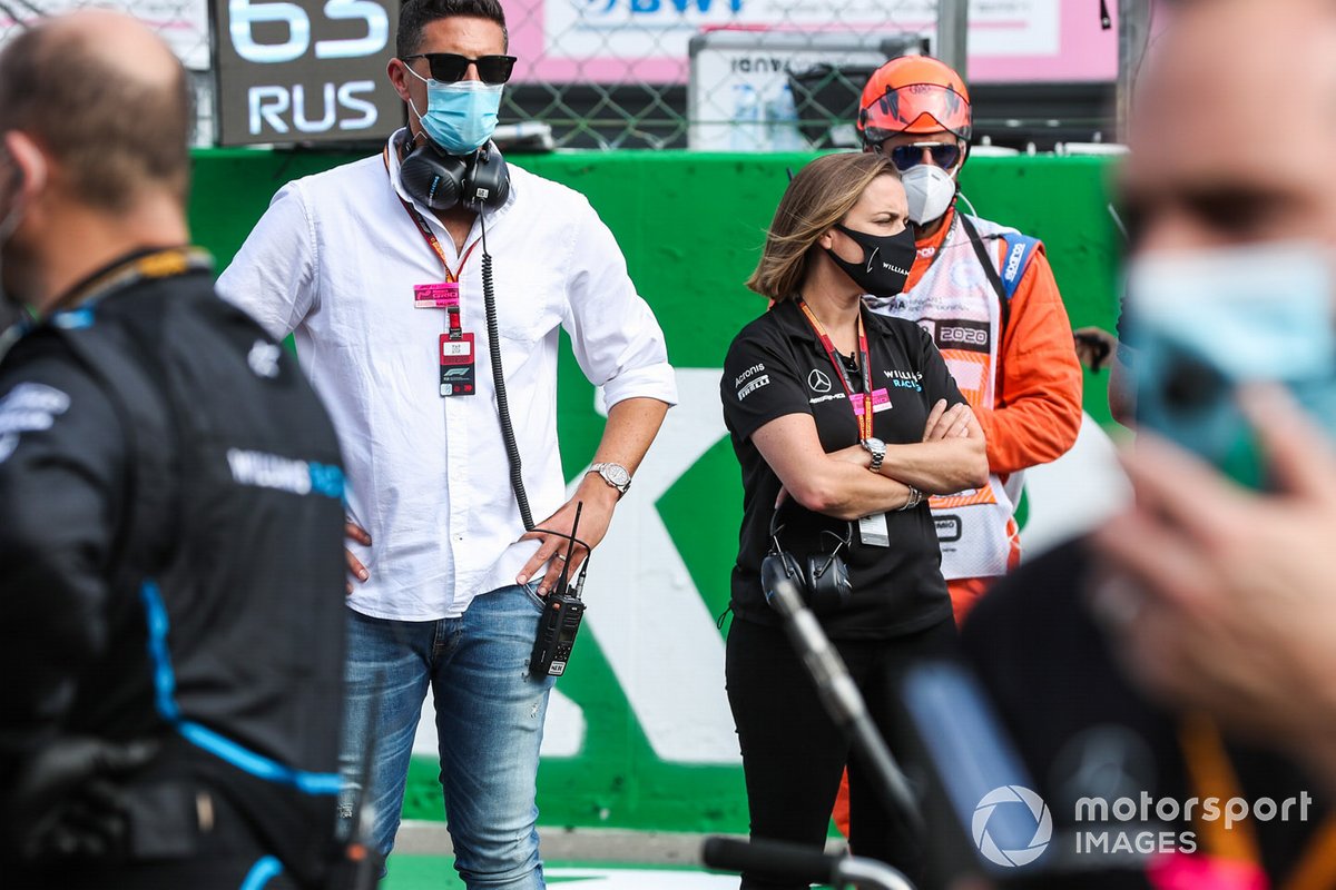 Claire Williams, Subdirectora del equipo, Williams Racing, en la parrilla