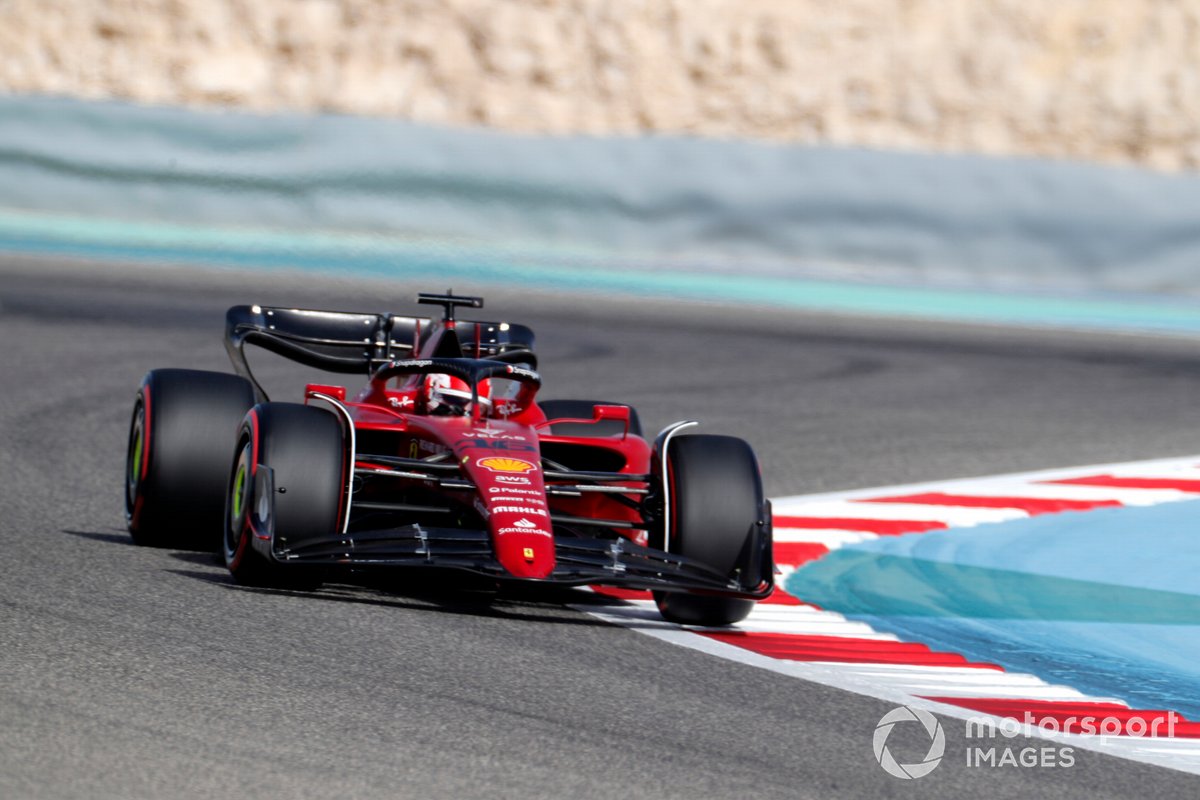Charles Leclerc in actie in Bahrein.