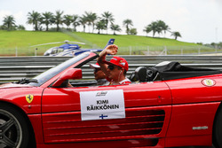 Kimi Raikkonen, Ferrari on the drivers parade