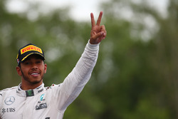 Перше місце - Льюїс Хемілтон, Mercedes Petronas AMG F1