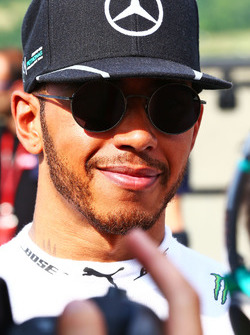 Lewis Hamilton, Mercedes AMG F1 con i media
