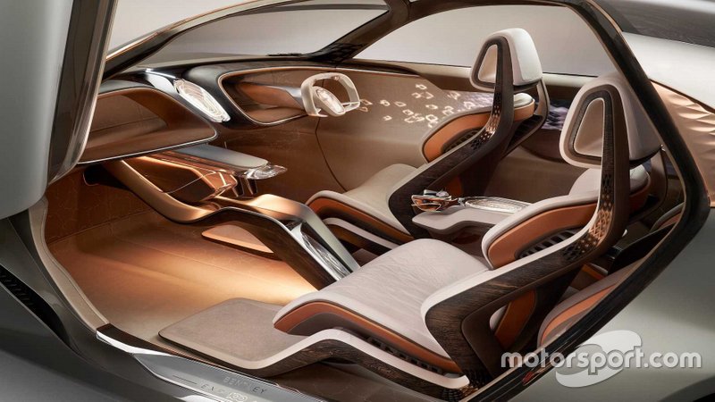 Концепт Bentley EXP 100 GT