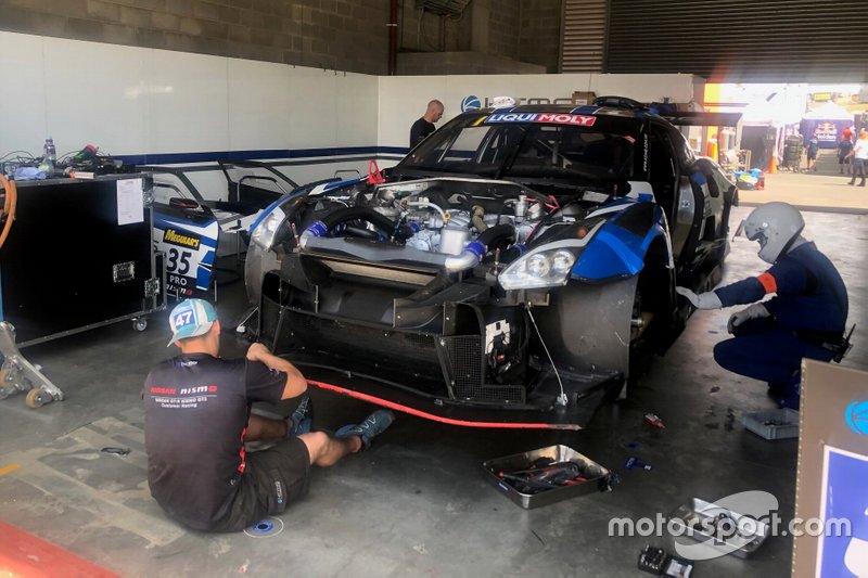 #35 KCMG Nissan GTR Nismo GT3