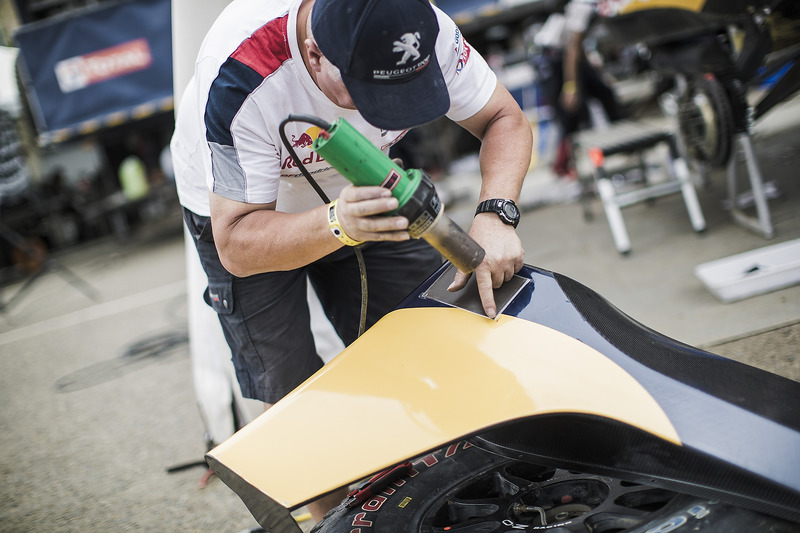 Peugeot Sport у бівуаці