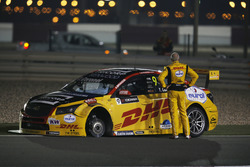 Tom Coronel, Roal Motorsport, Chevrolet RML Cruze TC1 gestopt op de baan