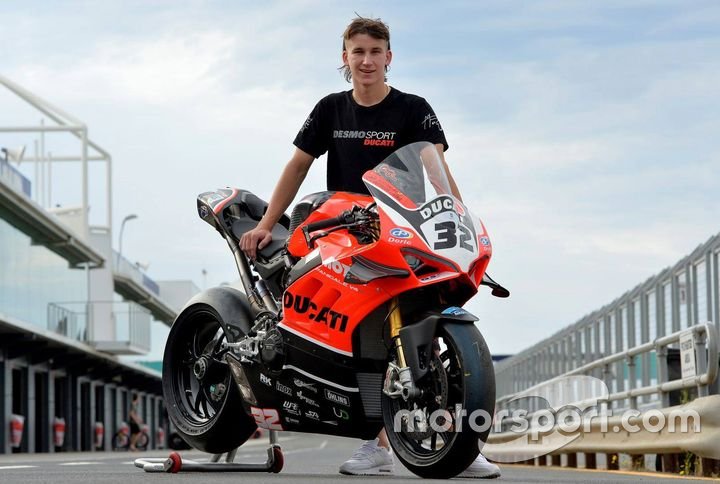 Oli Bayliss, DesmoSport Ducati