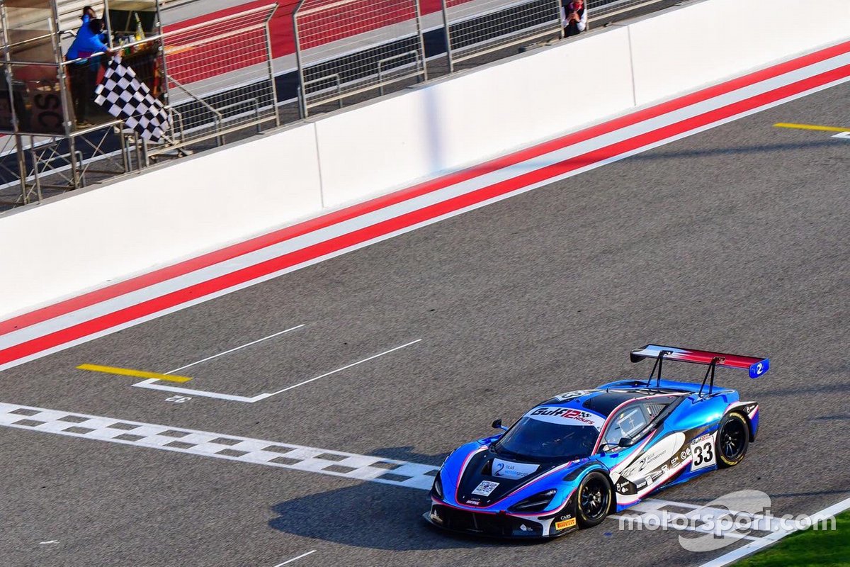 #33 2 Seas Motorsport, McLaren 720S GT3: Isa Bin Abdullah Alkhalifa, Ben Barnicoat, Martin Kodric