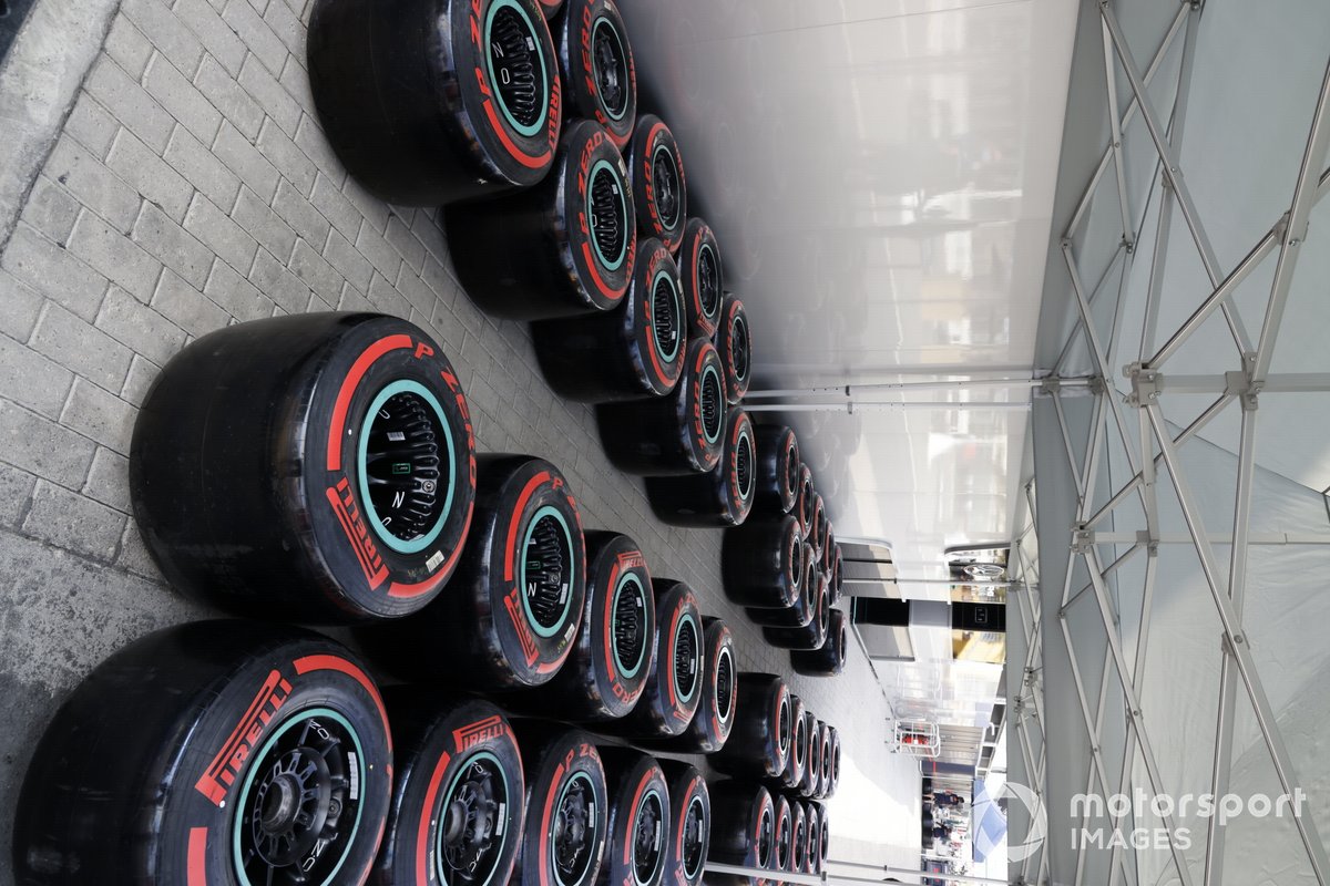 Pirelli tyres
