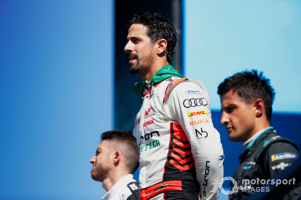 Podium: Race winner Lucas Di Grassi, Audi Sport ABT Schaeffler