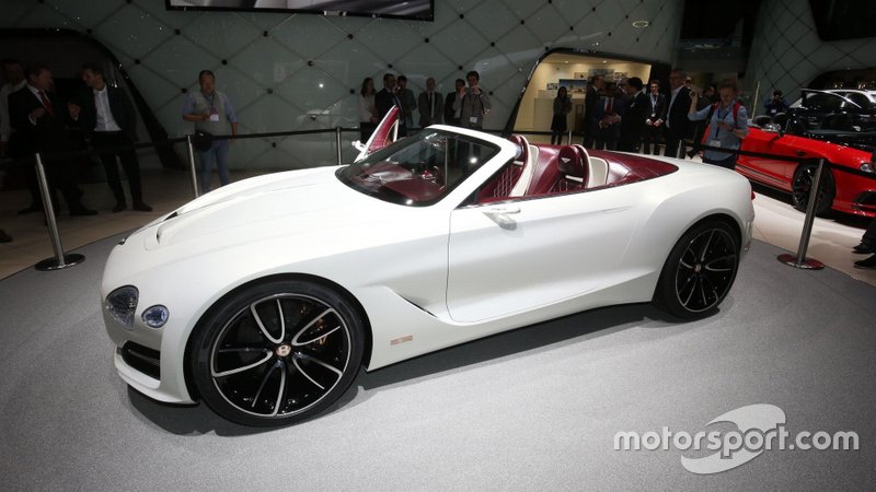 Концепт Bentley EXP 12 Speed 6e