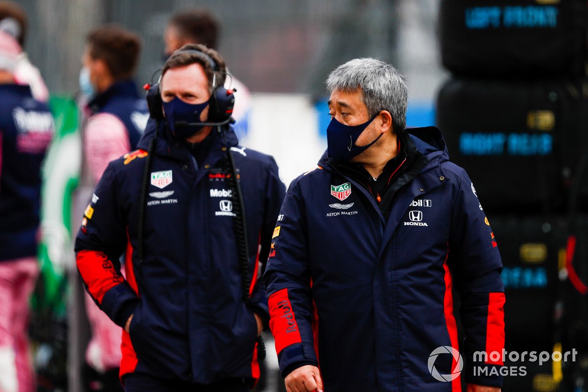 Christian Horner, Team Principal, Red Bull Racing, and Masashi Yamamoto, General Manager, Honda Motorsport