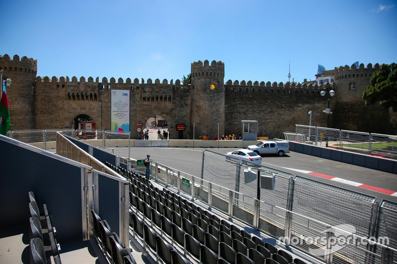 Circuito cittadino di Baku, la curva 11
