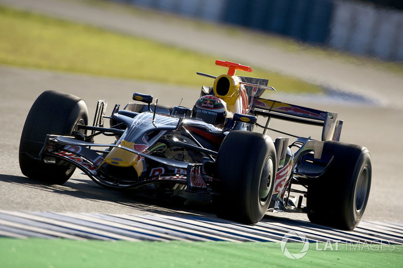 Brendon Hartley, Red Bull Racing RB4 en un test de Jerez en 2008