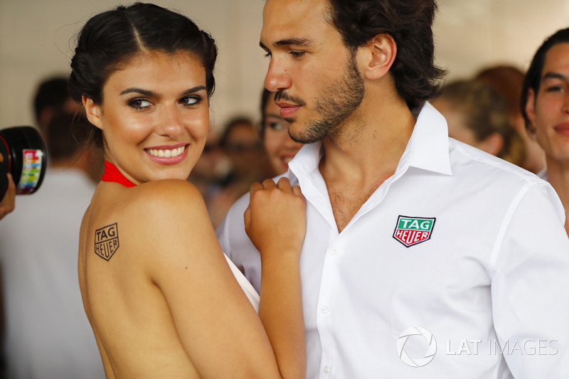 Девушки и модели Tag Heuer
