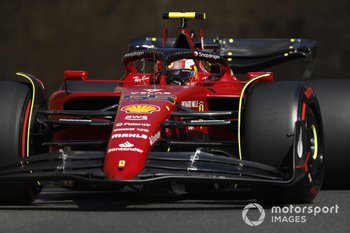 Sainz blijft Hamilton en Norris voor op Silverstone, Verstappen P4