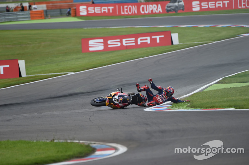 Unfall: Stefan Bradl, Honda World Superbike Team