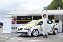 Alessandra Brena festeggia il titolo della Clio Cup Press League