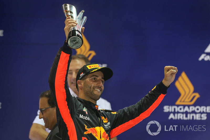 Podium: second place Daniel Ricciardo, Red Bull Racing