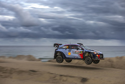 Thierry Neuville, Nicolas Gilsoul, Hyundai i20 WRC, Hyundai Motorsport