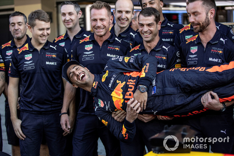 Daniel Ricciardo, Red Bull Racing lors de la photo d'équipe