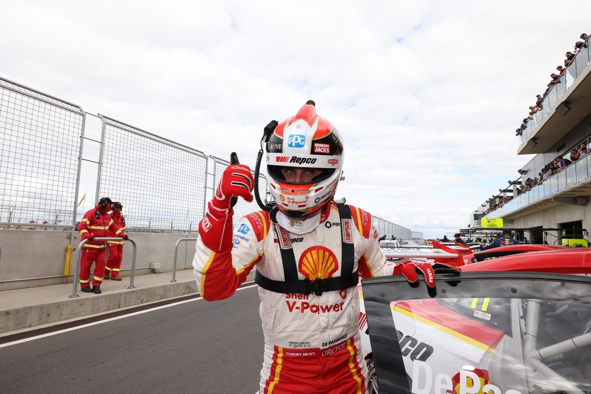 Pemenang Anton de Pasquale, Dick Johhnson Racing Ford