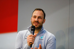 Gary Paffett talks to Henry Hope-Frost on the Autosport Stage