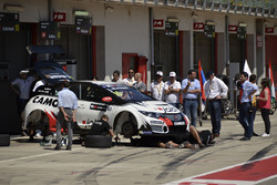 Gianni Morbidelli, Honda Civic TCR, West Coast Racing in the pits