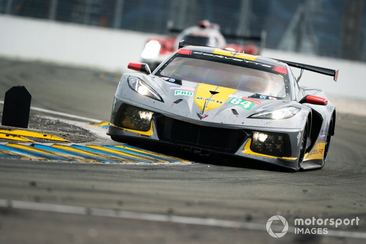 #64 Corvette Racing Chevrolet Corvette C8.R LMGTE Pro, Tommy Milner, Nicholas Tandy, Alexander Sims