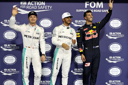 Polesitter Lewis Hamilton, Mercedes AMG F1, tweede Nico Rosberg, Mercedes AMG F1, derde Daniel Ricci