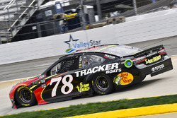 Martin Truex Jr., Furniture Row Racing, Toyota Camry 5-hour ENERGY/Bass Pro Shops