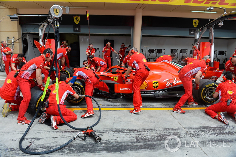 Latihan pitstop Ferrari