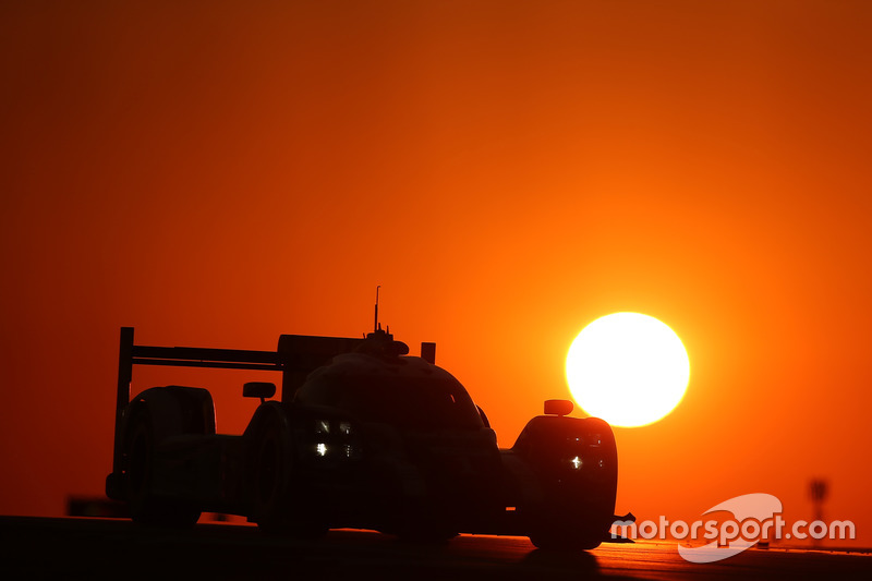 #1 Porsche Team Porsche 919 Hybrid: Тімо Бернхард, Марк Веббер, Брендон Хартлі